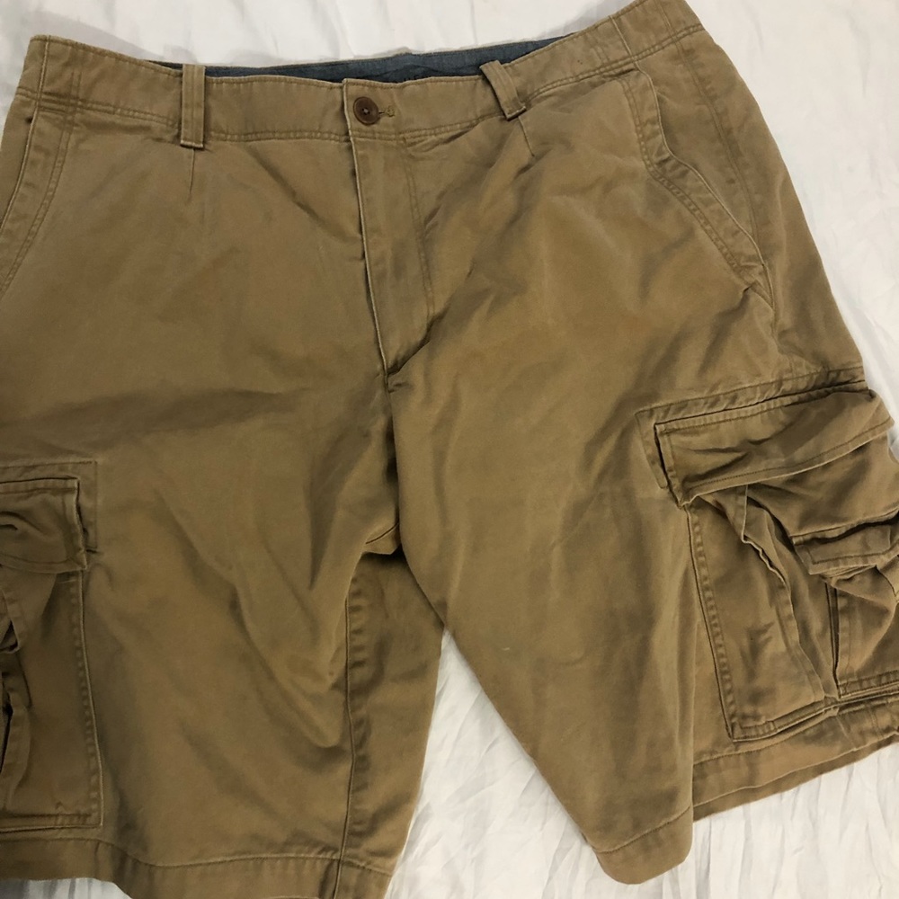 EUC Bannana Republic cargo shorts